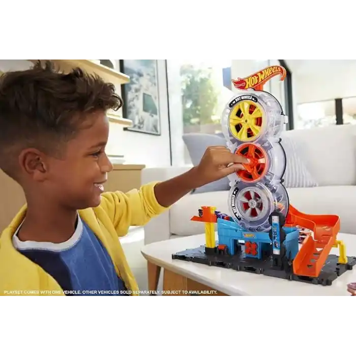 Hot Wheels® Tekerlek Kulesi Pisti