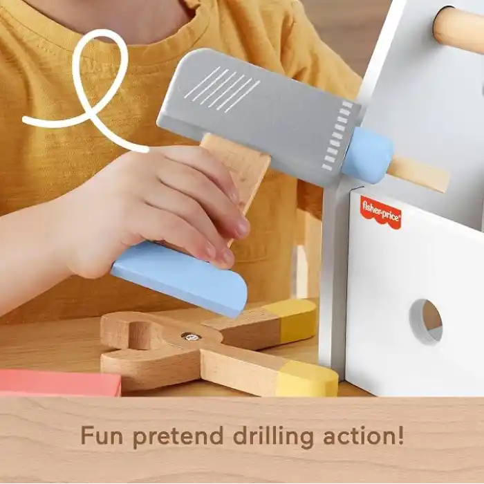 Fisher-Price, 3 yaş ve üzeri çocuklar için 9 ahşap parçadan oluşan Ahşap Tamir Kutusu ve oyuncak matkap, HYG50