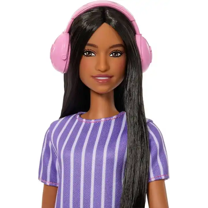 Çizgili mor elbisesi ve stres çarkı, tablet ve kulaklık gibi aksesuarlarıyla otistik Barbie Fashionistas bebek (245), JJN58