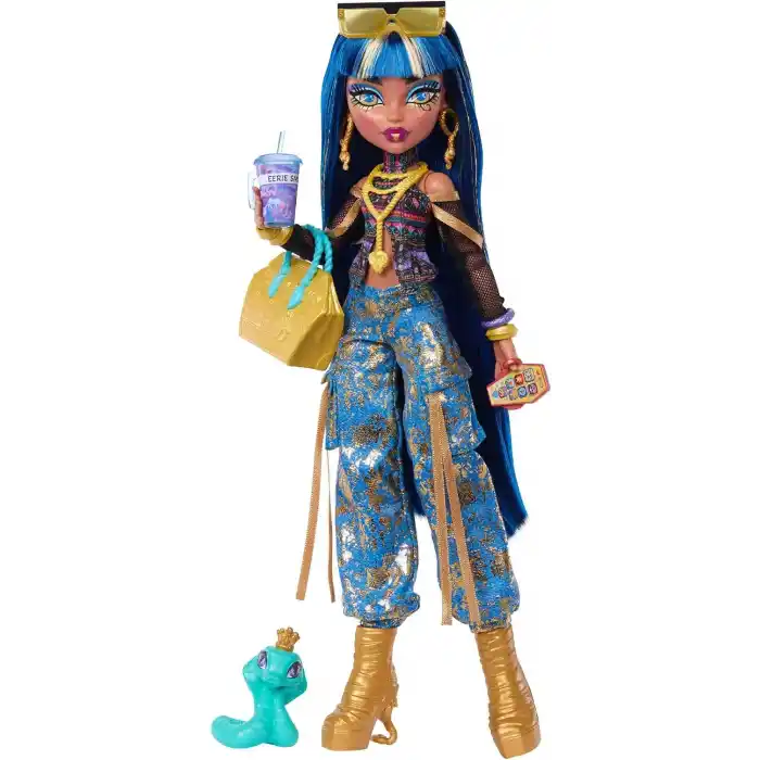 Kısa bluz ve altın rengi detaylı kot kargo pantolon giyen Monster High Cleo De Nile bebek, evcil yılanı Hissette ve salata, smoothie ve çanta gibi 7 aksesuar, JHK32