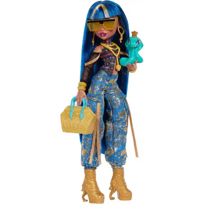 Kısa bluz ve altın rengi detaylı kot kargo pantolon giyen Monster High Cleo De Nile bebek, evcil yılanı Hissette ve salata, smoothie ve çanta gibi 7 aksesuar, JHK32