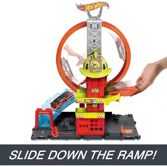 Hot Wheels® Çember Pistli İftaiye İstasyonu