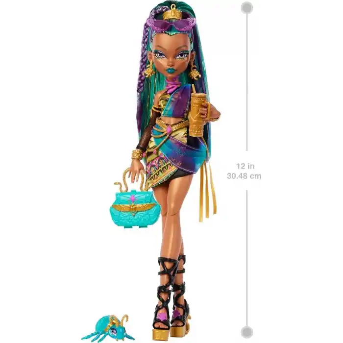 Monster High Acayip Havalı Arkadaşlar - Nefera