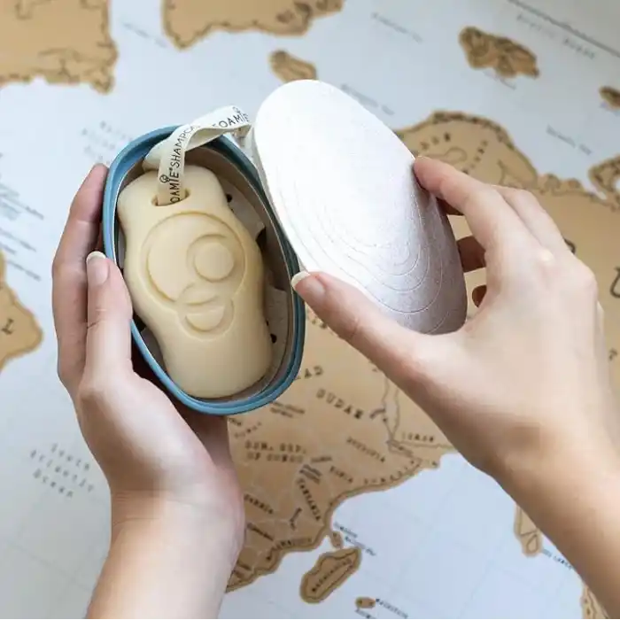 Foamie Travel Buddy Taşıma Kutusu – Katı Ürünler İçin Pratik ve Hijyenik Saklama