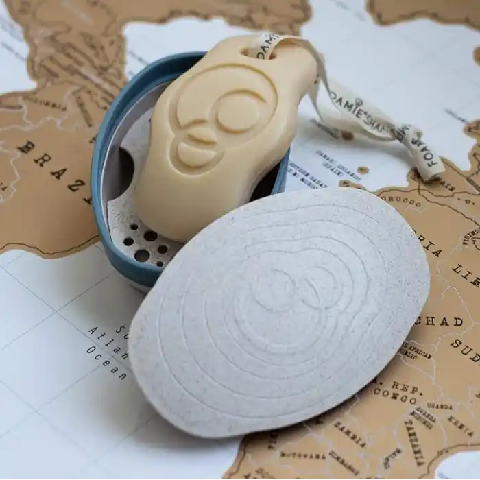 Foamie Travel Buddy Taşıma Kutusu – Katı Ürünler İçin Pratik ve Hijyenik Saklama