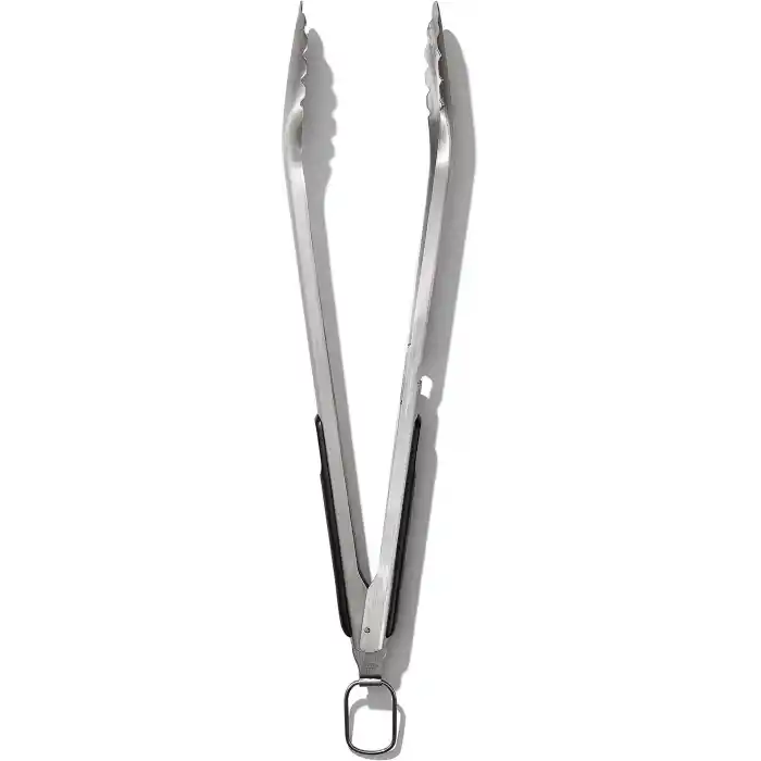OXO Good Grips Paslanmaz Çelik Uzun Barbekü Maşası, Dahili Şişe Açacaklı 47,5 cm - Sosis, Sebze ve Daha Fazlası İçin