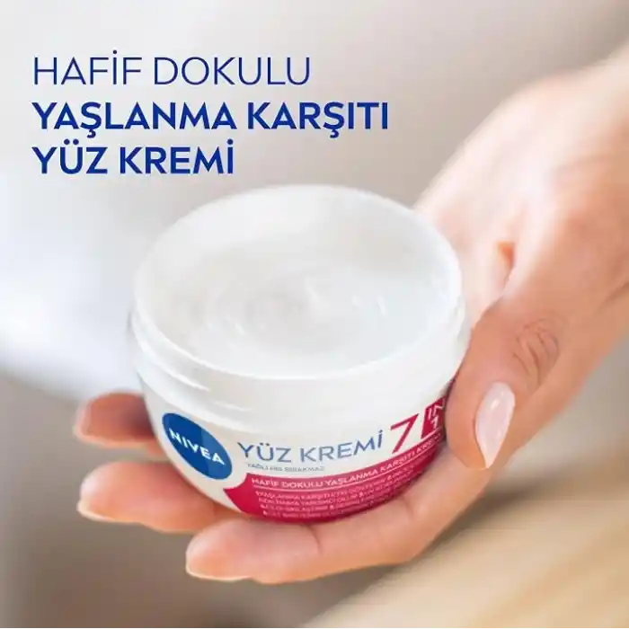 NIVEA Yaşlanma Karşıtı Su Bazlı Nemlendirici Yüz Kremi 100 ml,Bariyer Güçlendirir,Sıkılaştırıcı
