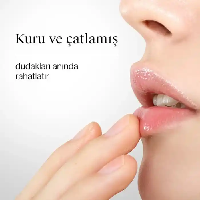Neutrogena Parfümlü El Kremi 75 ml + Dudak Kremi SPF 20 (4,8 g) — Parfümlü Onarıcı El Kremi — Kuru Dudaklar için Nemlendirici Balm