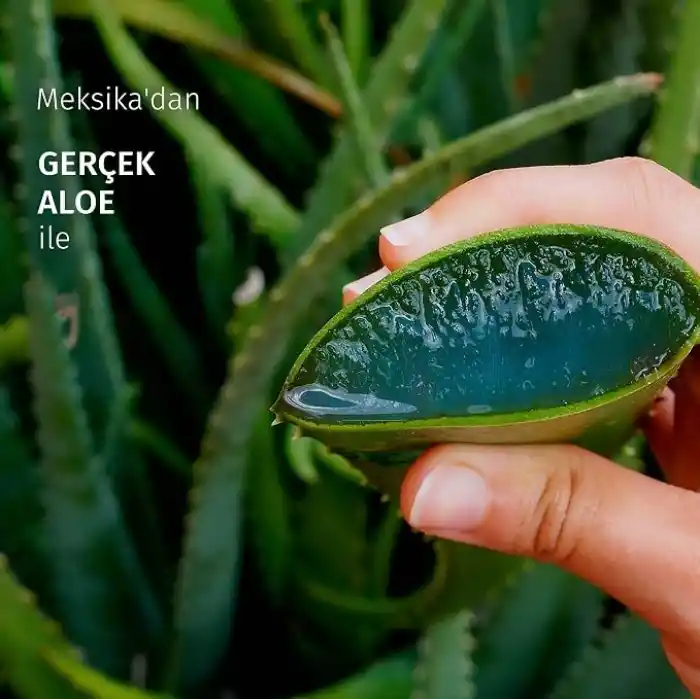 Herbal Essences Yatıştırıcı Aloe İçeren Sülfatsız Saç Bakım Kremi 250ml