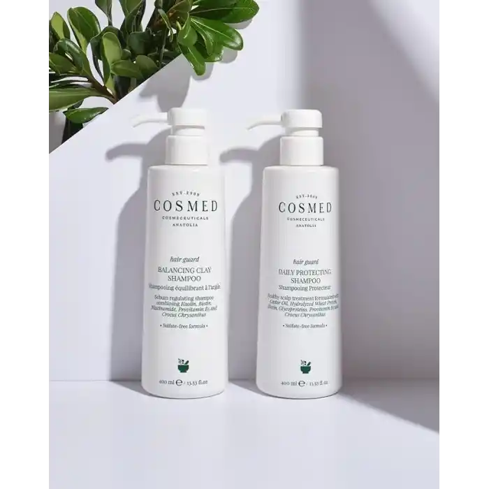 Cosmed Sülfatsız Besleyici Günlük Bakım Tüm Saç Tipleri Biotin Koruyucu Şampuan 400 ml