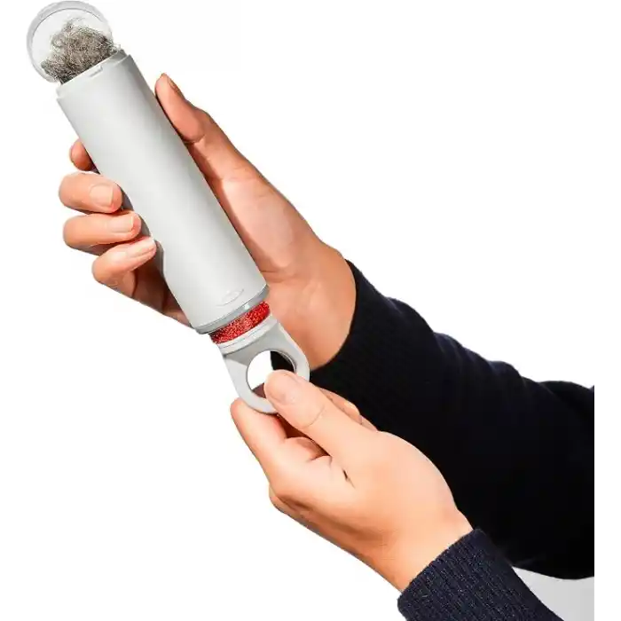 OXO Good Grips tekrar kullanılabilir tüy fırçası