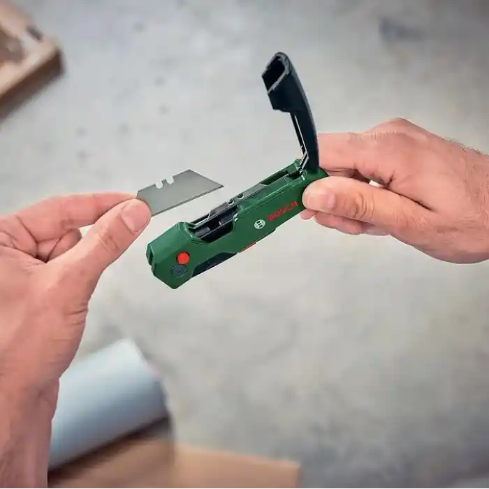 Bosch 1600A02W7M Premium Katlanabilir Maket Bıçağı