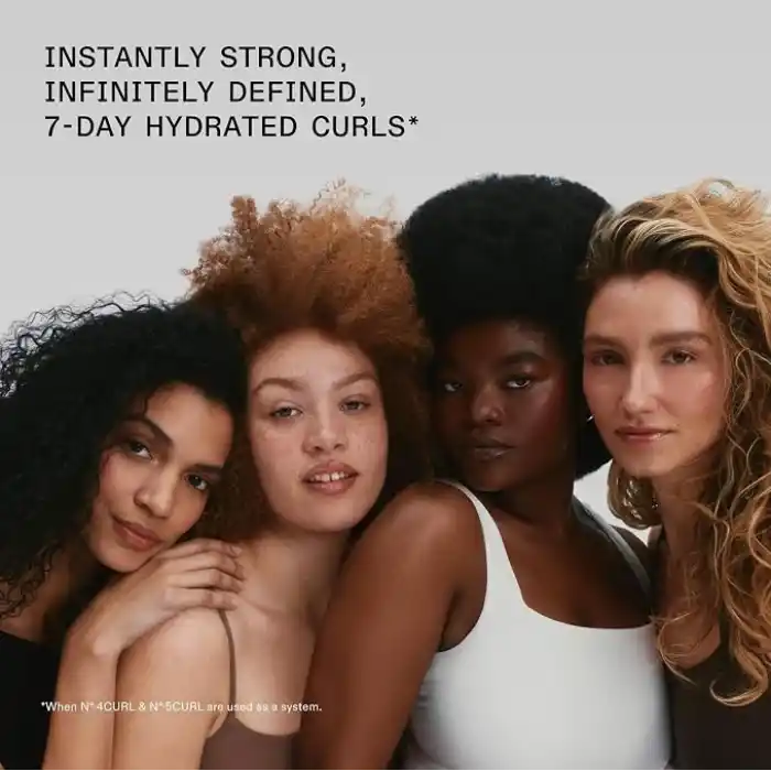 OLAPLEX No.4 Curl Bond Shaper Shampoo - Dalgalı, Kıvırcık Saçlar İçin Bukle Belirginleştirici ve Nemlendirici Şampuan 250 ml