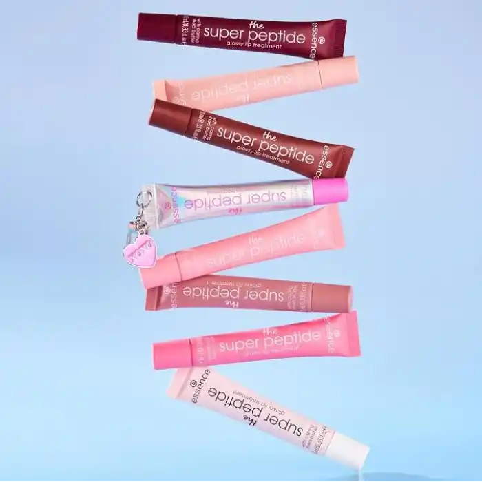 Essence Cosmetics The Super Peptide Glossy Lip Treatment Dudak Bakımı 01