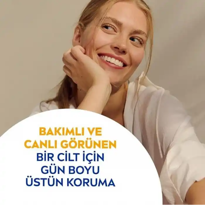 NIVEA SUN SPF50+ Hafif Dokulu Güneş Koruyucu Yüz Kremi 40ml, Yüksek Güneş Koruyucu, Erken Yaşlanma Karşıtı, Tüm Cilt Tipleri