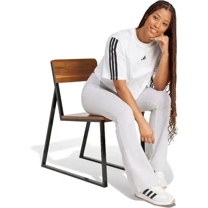 adidas Essentials 3-Stripes Cotton Loose Kadın Tişört