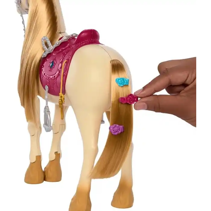 Barbie Great Horse Chase Barbie ve Dansçı Atı