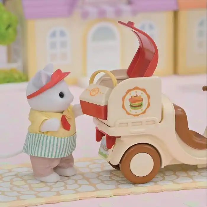 EPOCH Sylvanian Families Hamburger Standı Oyuncak Seti, Çok Renkli, Plastik, Latte Kedi Baba Figürü Dahil