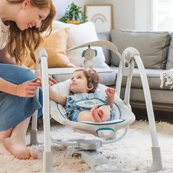 Ingenuity ConvertMe 2si 1 Arada Kompakt Taşınabilir Bebek Salıncağı ve Bebek Koltuğu, Pille Çalışan Titreşimler, Otomatik Sallanma, Doğa Sesleri - Nash