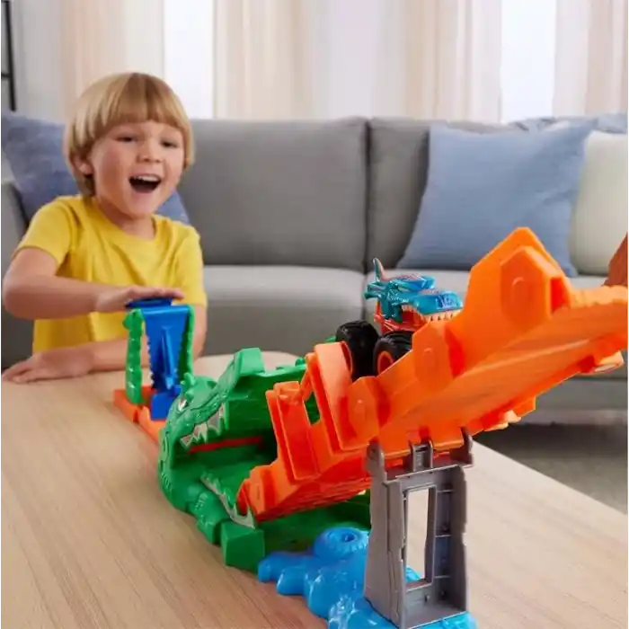 Hot Wheels Monster Trucks oyun seti ve 1:64 ölçekli Mega-Wrex, tahterevalli köprüde akrobasi ve yarış eğlencesi, Timsah ile Muhteşem Aksiyon Oyun Seti, JJN45