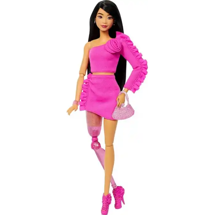 BARBIE STİL İKONU™ Bebek - Işıltılı Protez Bacaklı Klasik Barbie tarzındaki pembe bluz ve etek takımıyla protez bacaklı ve siyah saçlı Barbie Stil İkonu bebek (2) HYV26