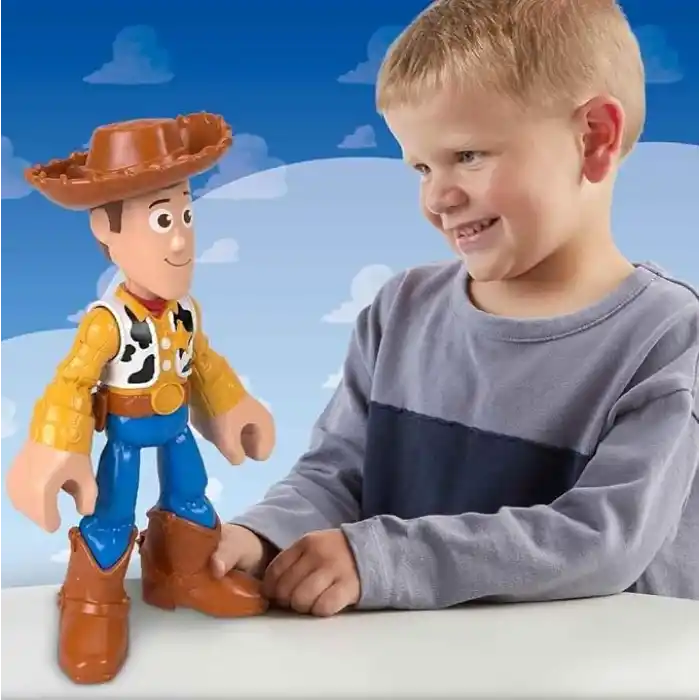 Disney ve Pixar Oyuncak Hikayesinden ilham alan, filmdeki klasik görünüme sahip 24 cmlik bükülebilen eklemli Imaginext XL Woody aksiyon figürü, JMD33