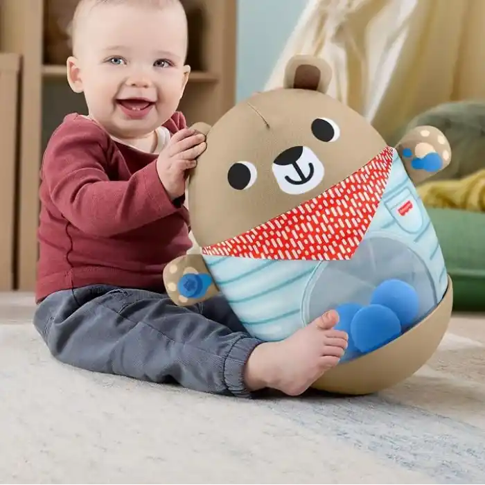 Fisher-Price Kamp Zamanı Hacıyatmaz Ayıcık, 6 aylık ve daha büyük bebekler için kaba motor becerilerini geliştiren oyuncak, JLB83