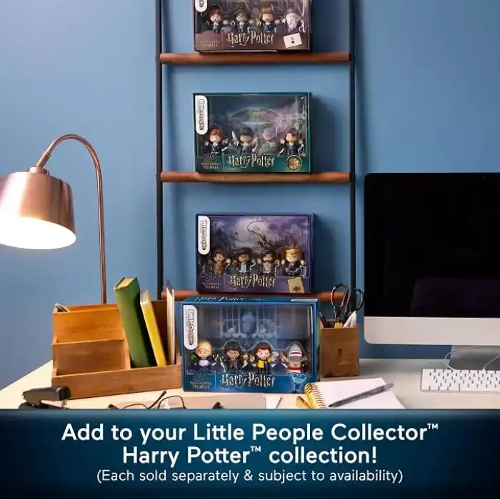 Fisher-Price Little People Collector™ Harry Potter ve Ateş Kadehi™ Little People Collector Harry Potter ve Ateş Kadehi özel seri seti ve 4 figür HVX53