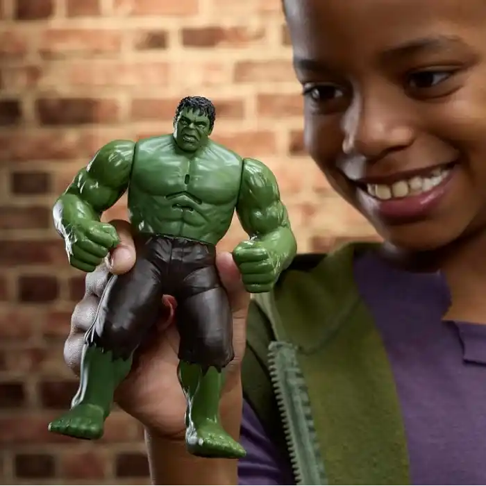 Marvel Studios Spider-Man: Yepyeni Bir Gün Hulk Aksiyon Efektli 15,2 cm Ses Efektli Elektronik Figür, Çocuklar için Süper Kahraman Oyuncakları ve Figürleri, 4 Yaş ve Üzeri