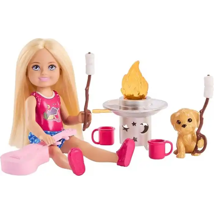 Barbie Chelsea Aile ve Dostlar Doğa Maceraları oyun seti, küçük sarışın bebek, oyuncak köpekçik ve 5ten fazla kamp aksesuarı, JJV61