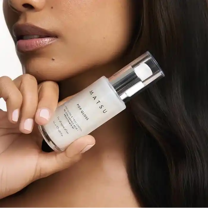 MATSU Pop Gloss 4D Hyaluronik Asit & Yeşil Havyar Işıltı Veren Saç Serumu Elektriklenme Karşıtı 50 ml