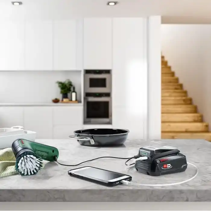 Bosch UniversalUSB 18V-45 Şarj Cihazı