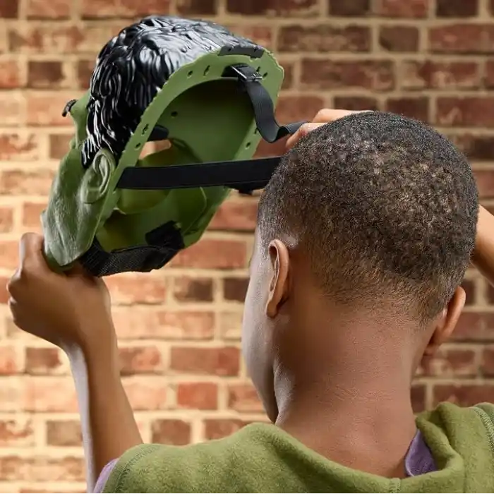 Marvel Studios Spider-Man: Brand New Day Vahşi Hulk Sesli Elektronik Maske Rol Yapma Oyuncağı, Çocuklar için Süper Kahraman Kostüm Maskesi ve Oyuncakları, 5 Yaş ve Üzeri