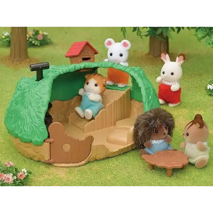 Sylvanian Families Yavru Kirpi Yuvası Renkli 3+