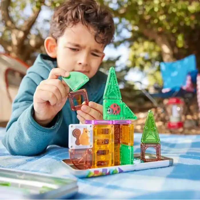 MAGNA-TILES - Travel Set - Ağaç Ev - 24 Parça