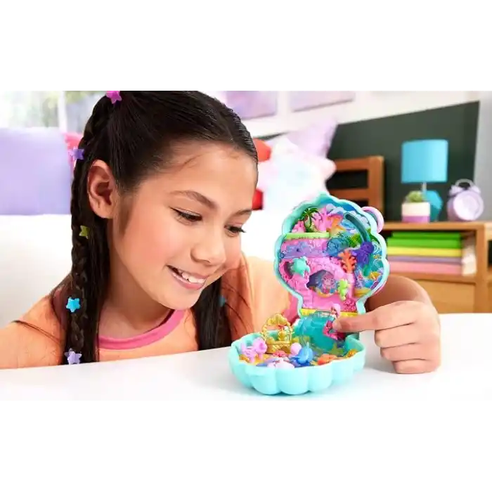 Polly Pocket bebekler ve oyun seti, Işıltılı Ada taşınabilir mini oyun seti, 1 mikro deniz kızı bebek, okyanus canlıları ve temaya uygun aksesuarlar, JCB16