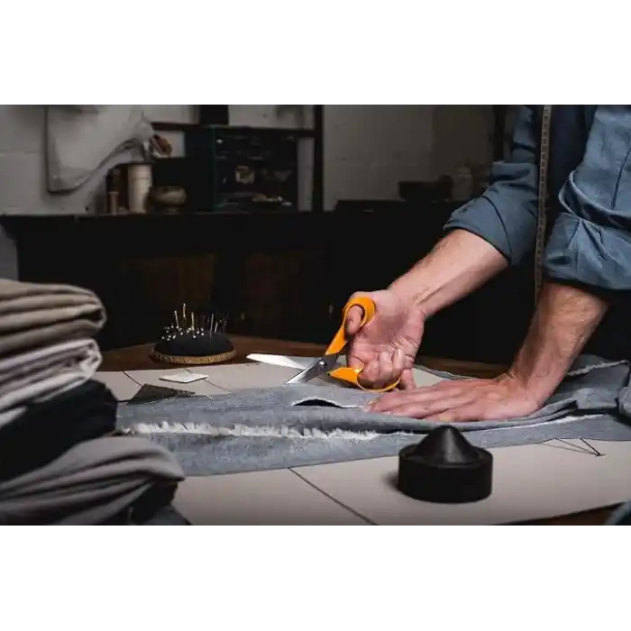 Fiskars El sanatları, dikiş ve ofis işleri için evrensel makas, Klasik, Uzunluk: 21 cm, Sağ elini kullananlar için, Turuncu, 1005148
