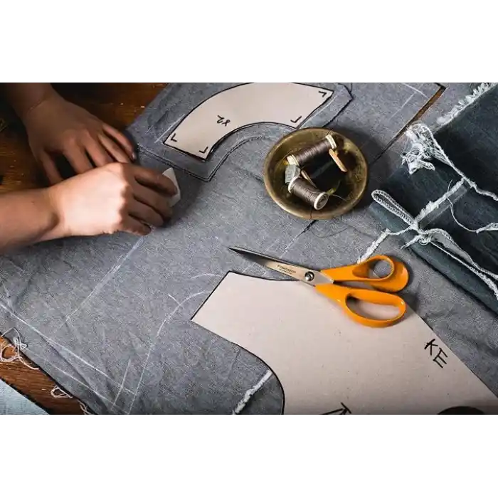 Fiskars El sanatları, dikiş ve ofis işleri için evrensel makas, Klasik, Uzunluk: 21 cm, Sağ elini kullananlar için, Turuncu, 1005148