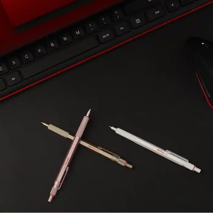 Rotring 600 İnci Beyaz Tükenmez Kalem
