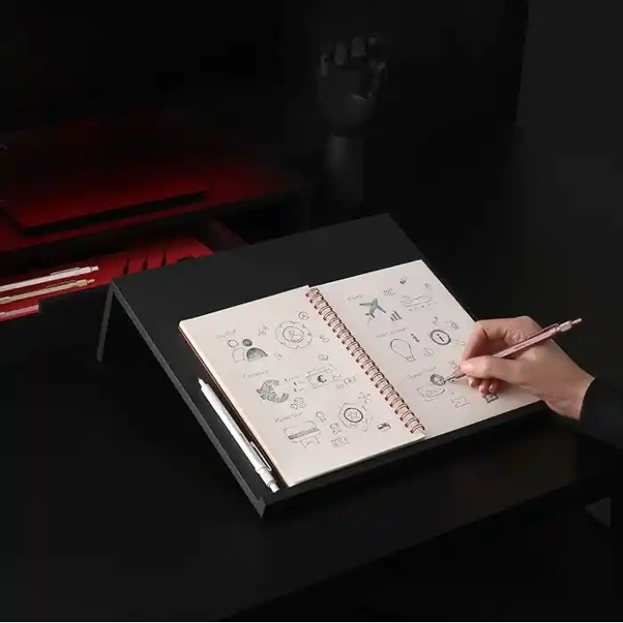 Rotring 600 İnci Beyaz Tükenmez Kalem
