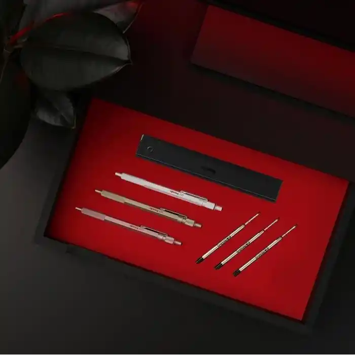Rotring 600 İnci Beyaz Tükenmez Kalem