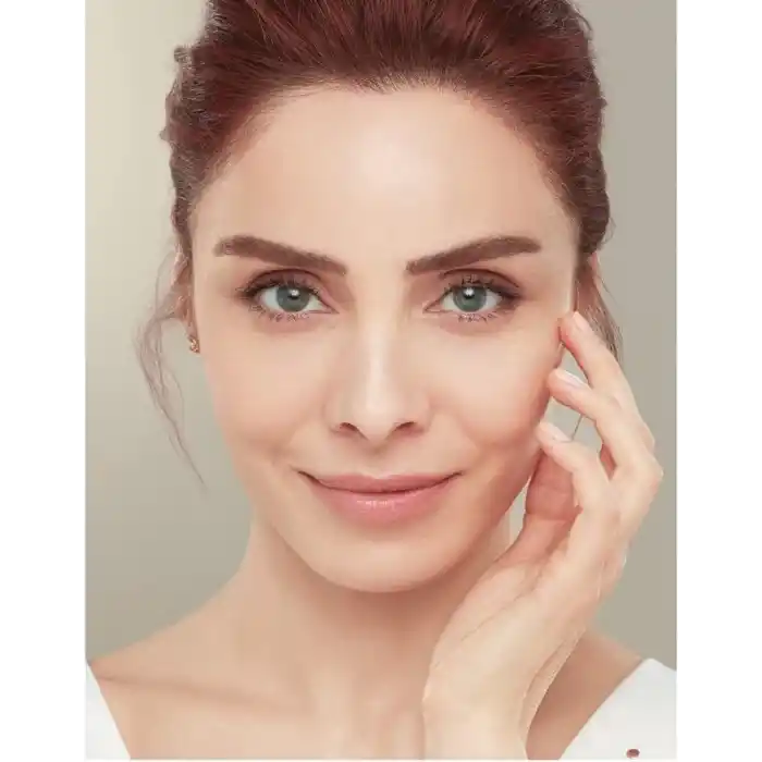 LOreal Paris Yaş Uzmanı 50+ Kırışıklık Karşıtı Yenileyici Göz Kremi