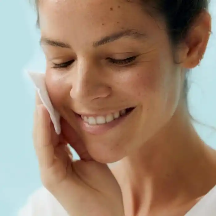 NIVEA 5in1 Canlandırıcı Micellar Makyaj Temizleme Suyu Normal Ciltler, 400 ml, Yüz Temizleyici