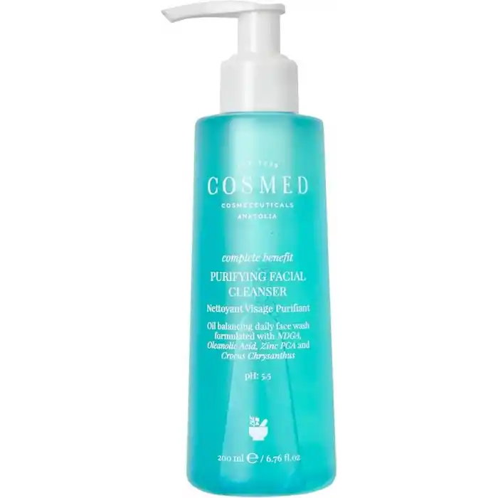 Cosmed Yağlı ve Akne Eğilimli Ciltlere Özel Arındırıcı (ph 5.5) Yüz Temizleme Jeli 200 ml
