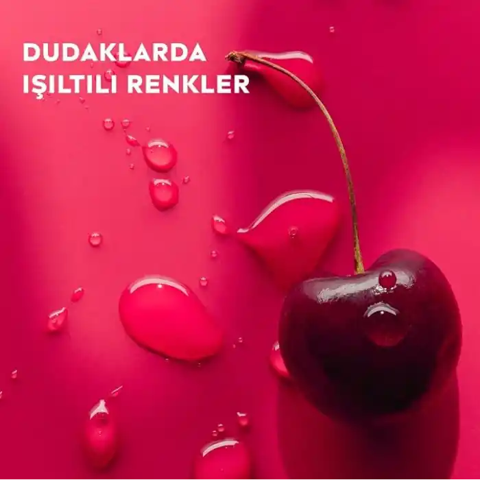 NIVEA Kiraz Dudak Bakım Kremi, 24 Saat Nem, Dudak Bakımı, Kiraz Kokusu, Hafif Kırmızı Işıltı (4,8gr)