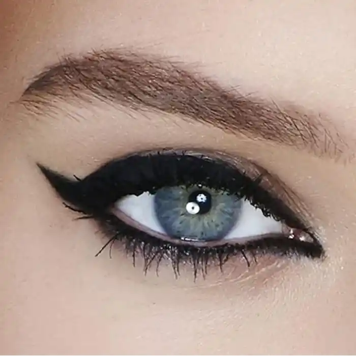 Maybelline New York Lasting Drama Mat Siyah Eyeliner