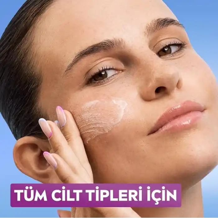 NIVEA Luminous630 Skin Glow Anında Aydınlatıcı Yüz Temizleme Jeli 150 ml, AHA, Aloe Vera, Pürüzsüzleştirici, Eşit Cilt Tonu, Parlak Cilt