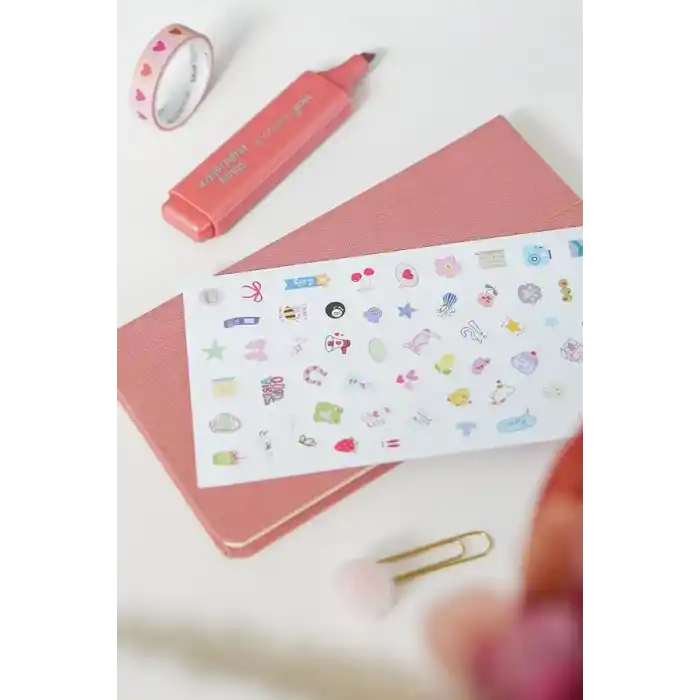 Matt Notebook 2027 Yılı Haftalık Keten 9x17 cm Cep Ajandası 12 Aylık Pembe