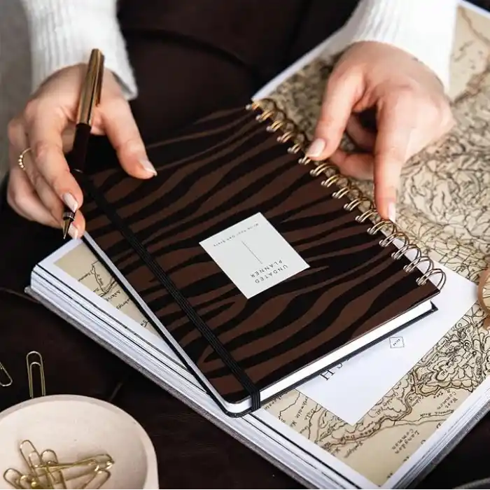PAPERORA Spiralli Süresiz Planlayıcı Ajanda Kahverengi Zebra- 15x21