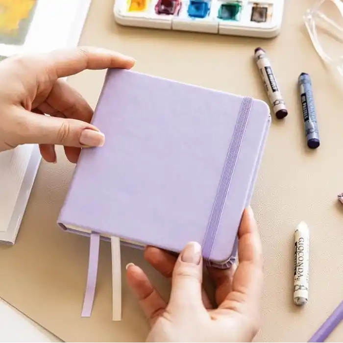 12x12 cm Sert Kapak 80 Yaprak 140 gr. Eskiz Defteri - Sketch Book - Lila